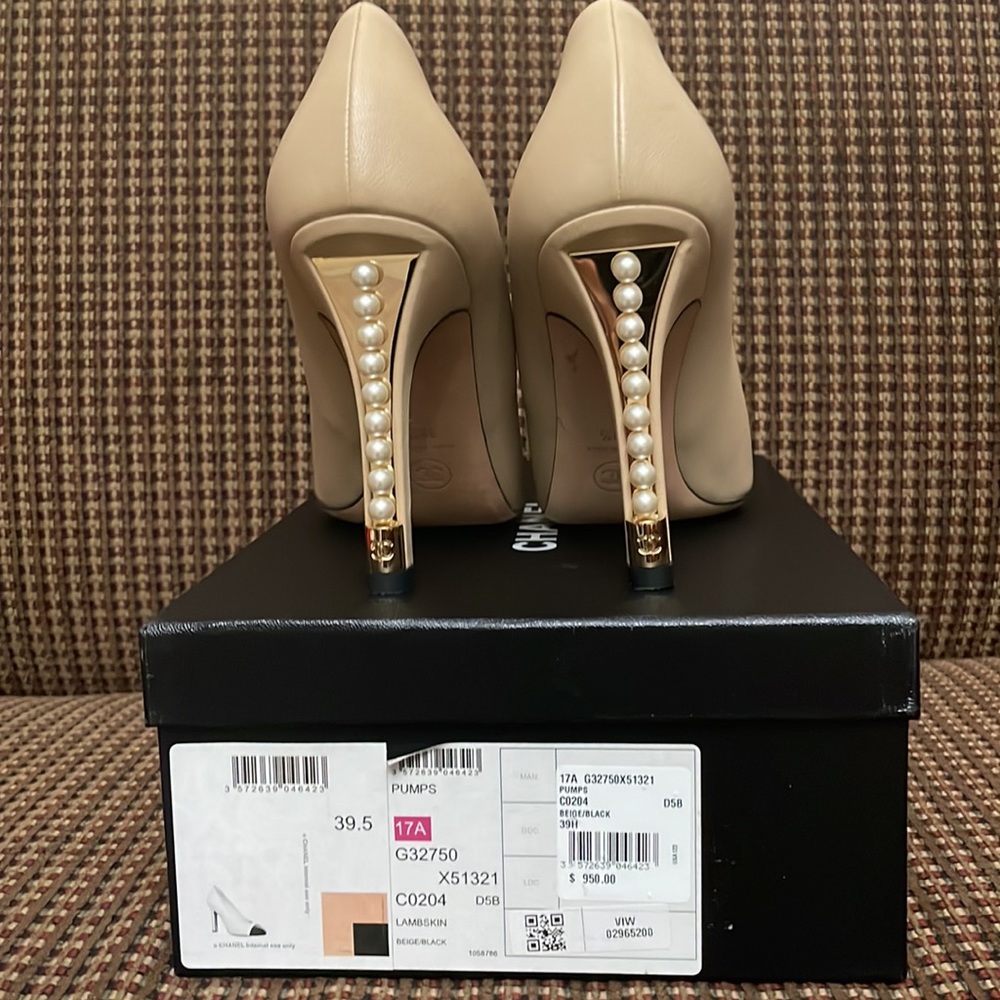 Chanel black and beige heels 👠 - Picture 3 of 7